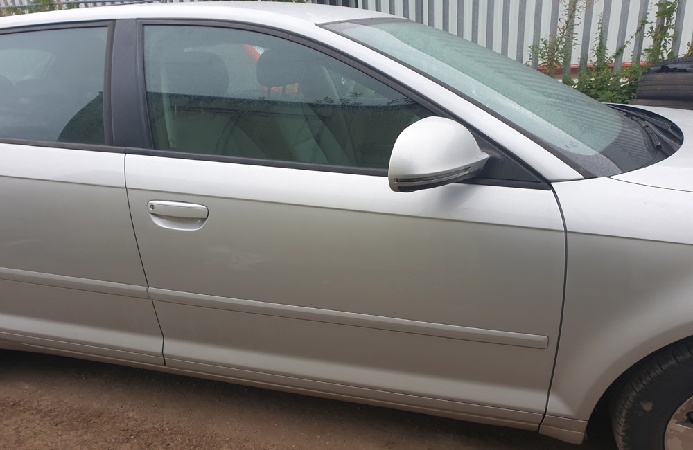 Audi A3 TDI E Door driver side front